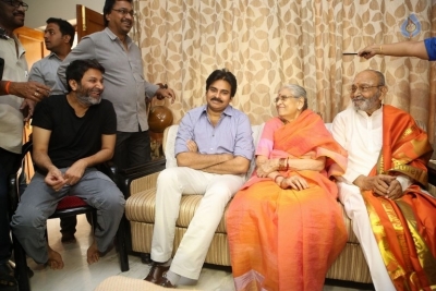 Pawan Kalyan and Trivikram Meets K Vishwanath - 19 of 77