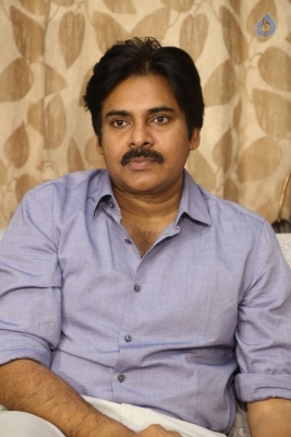 Pawan Kalyan and Trivikram Meets K Vishwanath - 31 of 77