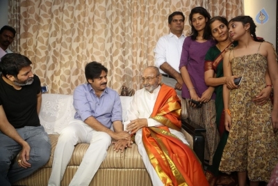 Pawan Kalyan and Trivikram Meets K Vishwanath - 42 of 77