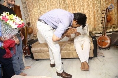 Pawan Kalyan and Trivikram Meets K Vishwanath - 51 of 77