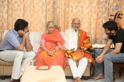 Pawan Kalyan and Trivikram Meets K Vishwanath - 70 of 77