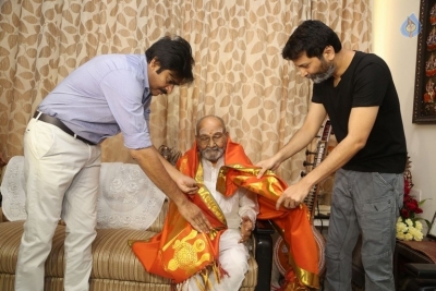 Pawan Kalyan and Trivikram Meets K Vishwanath - 76 of 77