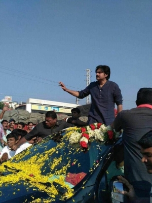 Pawan Kalyan Janasena Tour in Ongole Photos - 3 of 7