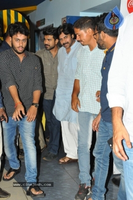 Pawan Kalyan Watches Rangasthalam Movie - 36 of 42