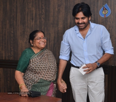 Pawan Kalyans Mom Donates for Janasena - 2 of 21