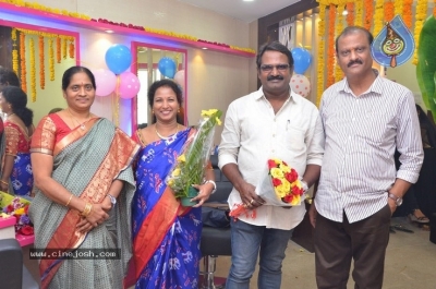 Pinks n Bloos Beauty Salon Launched By Chota K. Naidu  - 3 of 21