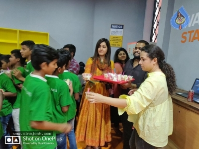 Raashi Khanna Uniquely Celebrate Birthday Sky Zone - 11 of 12