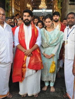 Ram Charan And Upasana At Tirumala Tirupati Temple  - 3 of 4