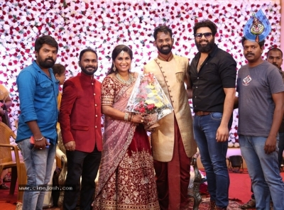 Ramesh Thilak And Navalakshmi Reception Photos - 33 of 32