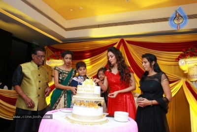Rashmi Thakur Birthday Celebrations At Park Hyatt - 11 of 39