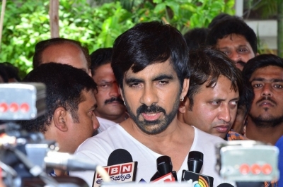 Raviteja at His Brother Bharath 11th Day Ceremony - 7 of 13