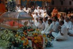 Sachin Pays Tribute to Sathya Sai Baba - 3 of 49