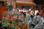 Sachin Pays Tribute to Sathya Sai Baba - 18 of 49