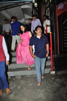 Saina Nehwal Visits Film Nagar Temple - 9 of 38