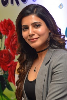 Samantha at BBD Brochure Launch - 42 of 63