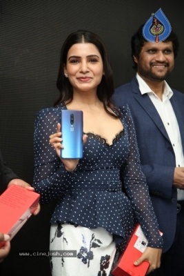 Samantha Launch One Plus Mobile At Big C - 5 of 19