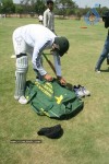 Shoaib Malik Practicing Cricket with Hyderabad Players - 13 of 14