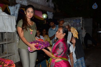 Sri Reddy Distributes Blankets for Orphans - 1 of 40
