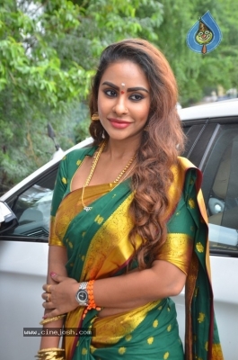 Sri Reddy Press Meet At Chennai Press Club - 6 of 21