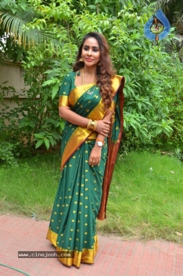 Sri Reddy Press Meet At Chennai Press Club - 13 of 21