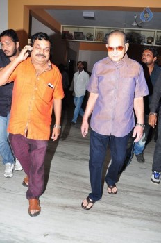 Super Star Krishna at Srimanthudu Screening  - 30 of 33
