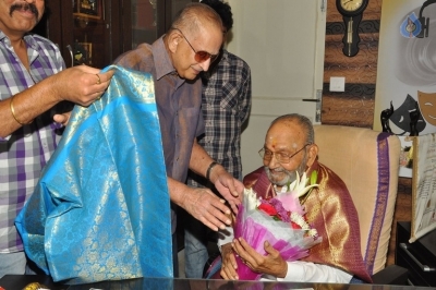 Super Star Krishna Meets Dadasaheb Phalke K Viswanath - 6 of 32