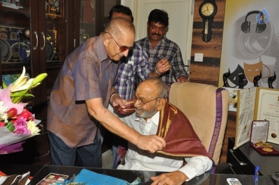 Super Star Krishna Meets Dadasaheb Phalke K Viswanath - 12 of 32