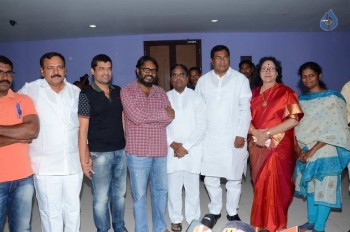 T Congress Leaders Watches Rudramadevi Movie - 4 of 33