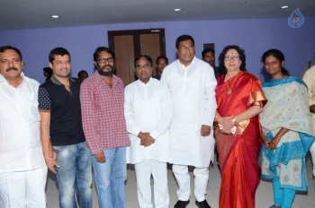 T Congress Leaders Watches Rudramadevi Movie - 22 of 33