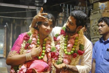 Tamil Actor Aari Wedding Photos - 3 of 6