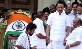 Tamil Nadu CM Jayalalithaa Final Journey Photos - 33 of 147