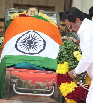 Tamil Nadu CM Jayalalithaa Final Journey Photos - 121 of 147
