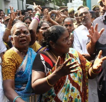 Tamil Nadu CM Jayalalithaa Final Journey Photos - 134 of 147