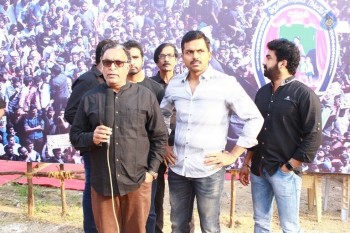 Tamil Stars at Jallikattu Hunger Strike - 37 of 51