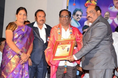 Telugu Cinema World Records Felicitation Press Meet - 21 of 42