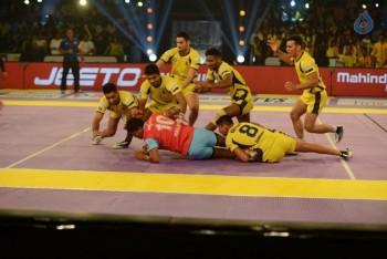Telugu Titans Vs Jaipur Pink Panthers Kabaddi Match Photos - 35 of 100