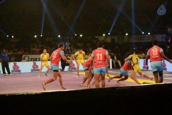 Telugu Titans Vs Jaipur Pink Panthers Kabaddi Match Photos - 38 of 100