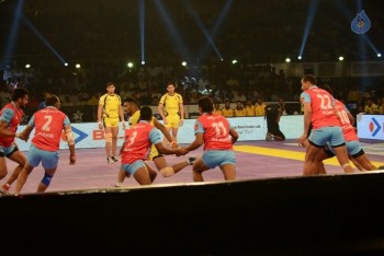 Telugu Titans Vs Jaipur Pink Panthers Kabaddi Match Photos - 40 of 100