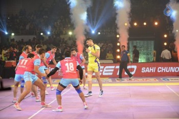 Telugu Titans Vs Jaipur Pink Panthers Kabaddi Match Photos - 73 of 100