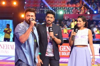 Telugu Titans Vs Bengal Warriors Kabaddi Match Photos - 17 of 78