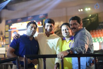 Telugu Titans Vs Bengal Warriors Kabaddi Match Photos - 41 of 78