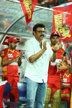 Telugu Warriors Vs Bhojpuri Dabanggs Match - 12 of 41