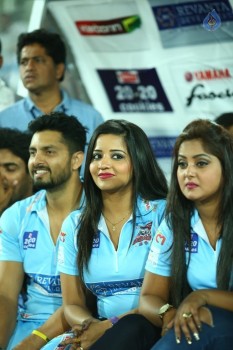 Telugu Warriors Vs Bhojpuri Dabanggs Match - 13 of 41