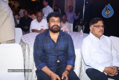 Tera Venuka Dasari Book Launched by Chiranjeevi - 14 of 61