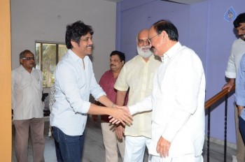 Venkaiah Naidu Watches Om Namo Venkatesaya - 5 of 41