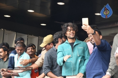 Vijay Devarakonda Launches KLM Shopping Mall - 28 of 38