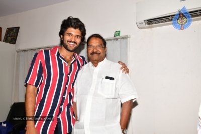 Vijay Deverakonda Birthday Celebrations - 6 of 7