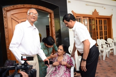 Vijaya Bapineedu Condolences Photos - 23 of 42