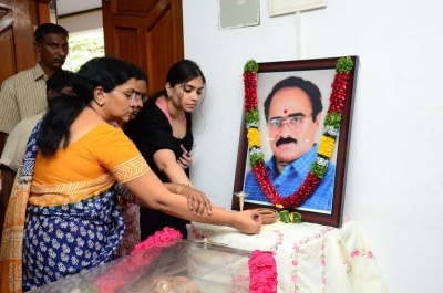 Vijaya Bapineedu Condolences Photos - 28 of 42