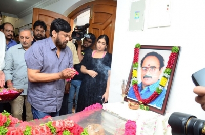 Vijaya Bapineedu Condolences Photos - 30 of 42